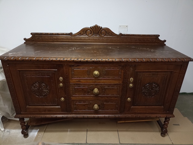 Mueble auxiliar antiguo